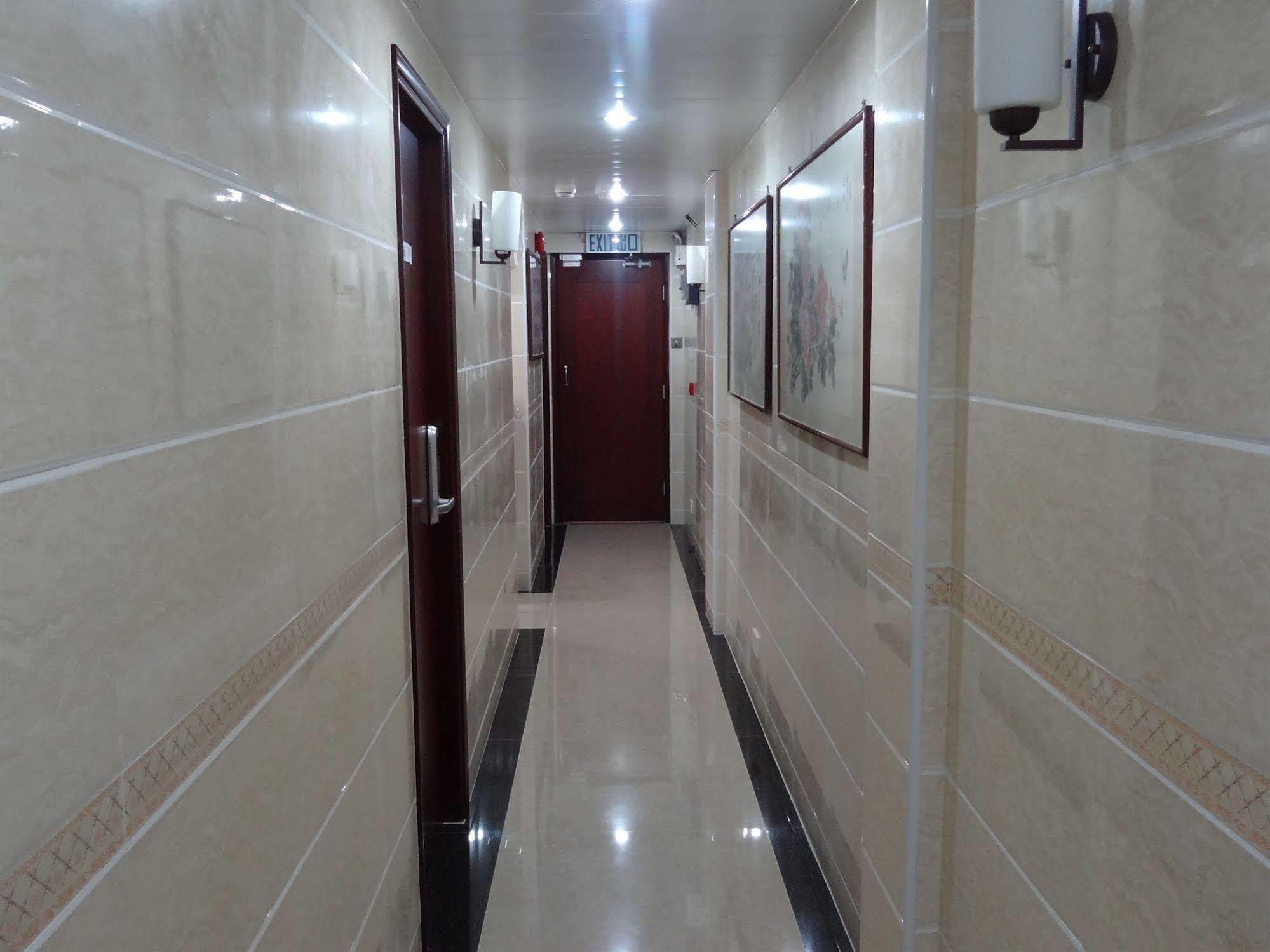 Tai Wah Hostel Гонконг Екстер'єр фото
